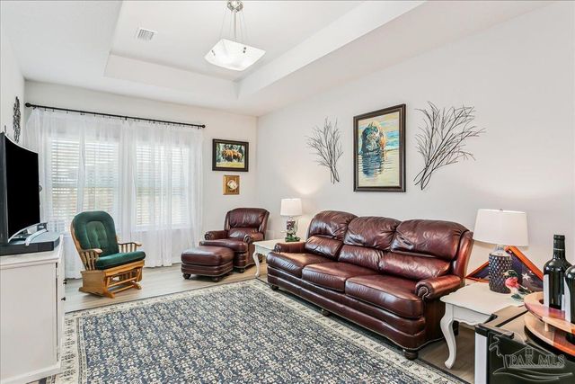 972 Jacobs Way, Cantonment, FL 32533