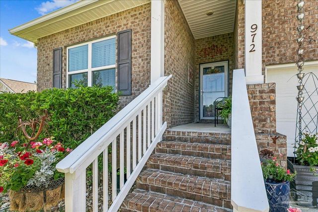 972 Jacobs Way, Cantonment, FL 32533