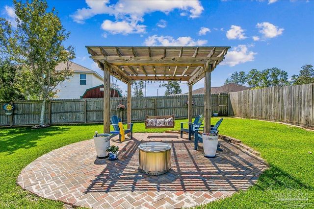 972 Jacobs Way, Cantonment, FL 32533