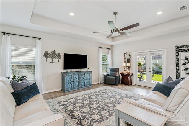 972 Jacobs Way, Cantonment, FL 32533