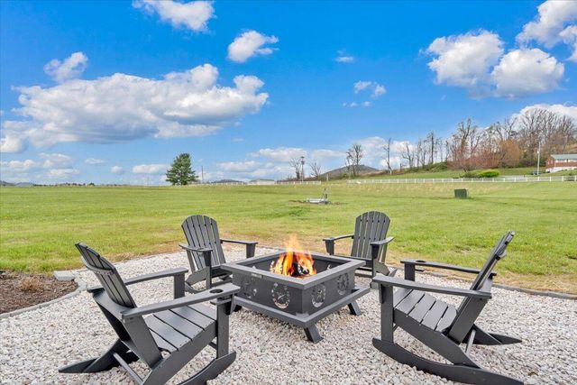 9651 Bent Mountain RD, Bent Mountain, VA 24059
