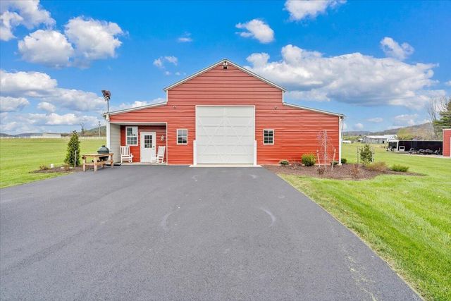 9651 Bent Mountain RD, Bent Mountain, VA 24059