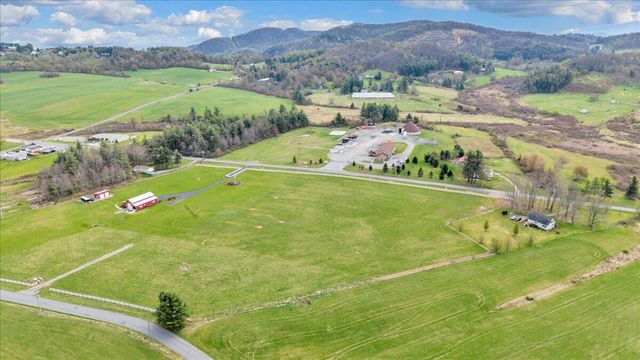 9651 Bent Mountain RD, Bent Mountain, VA 24059