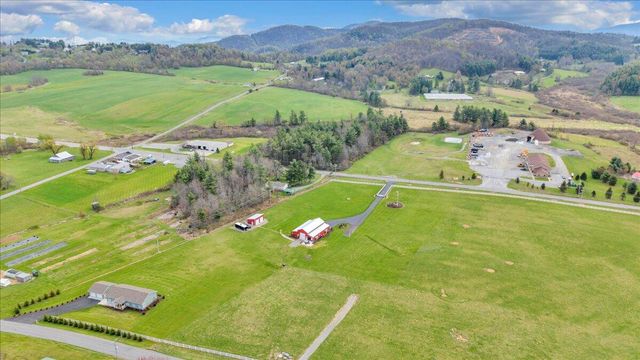 9651 Bent Mountain RD, Bent Mountain, VA 24059