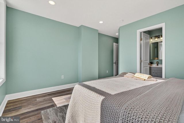 2430 E LAFAYETTE AVE, Baltimore, MD 21213