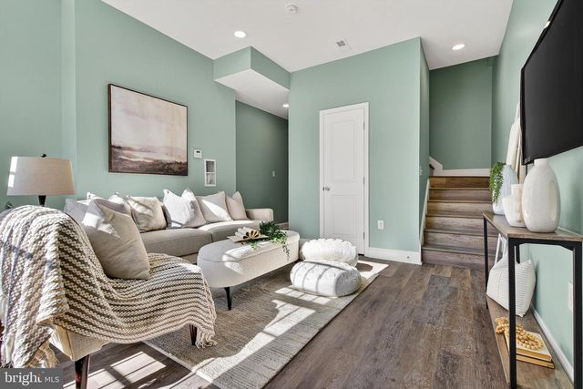 2430 E LAFAYETTE AVE, Baltimore, MD 21213