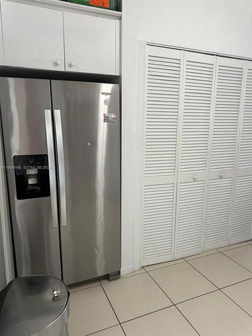 3242 NW 203rd St, Miami Gardens, FL 33056