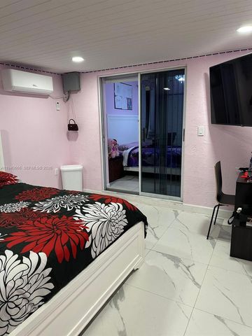 3242 NW 203rd St, Miami Gardens, FL 33056