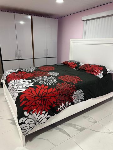 3242 NW 203rd St, Miami Gardens, FL 33056