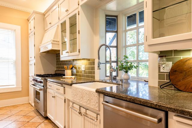 359 Linden Ave, Auburn, CA 95603