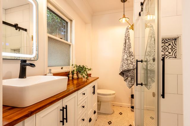 359 Linden Ave, Auburn, CA 95603