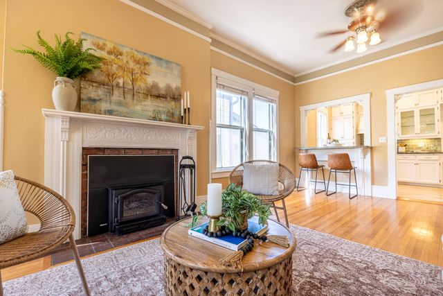 359 Linden Ave, Auburn, CA 95603