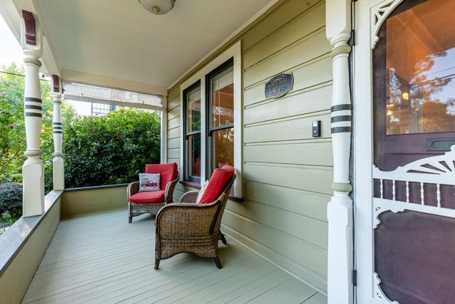 359 Linden Ave, Auburn, CA 95603
