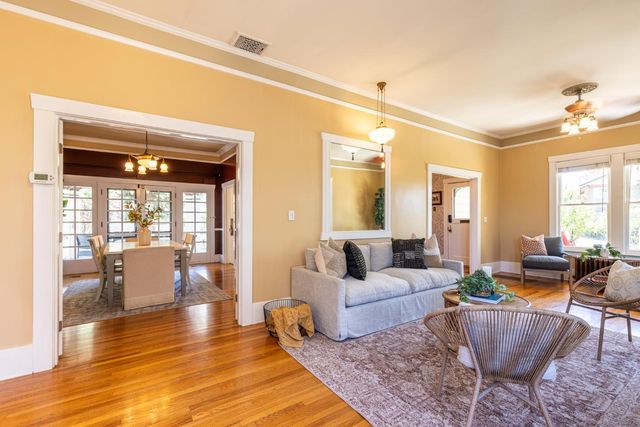 359 Linden Ave, Auburn, CA 95603