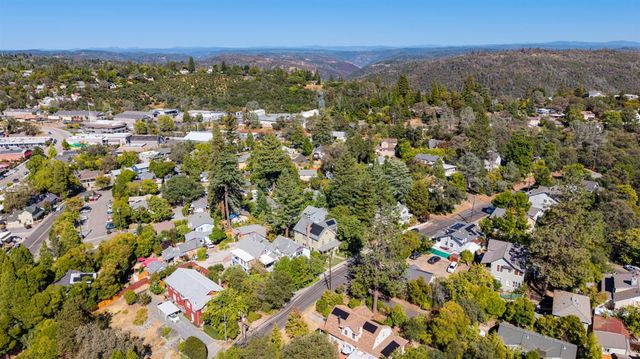 359 Linden Ave, Auburn, CA 95603