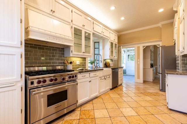 359 Linden Ave, Auburn, CA 95603
