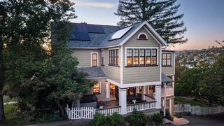 359 Linden Ave, Auburn, CA 95603
