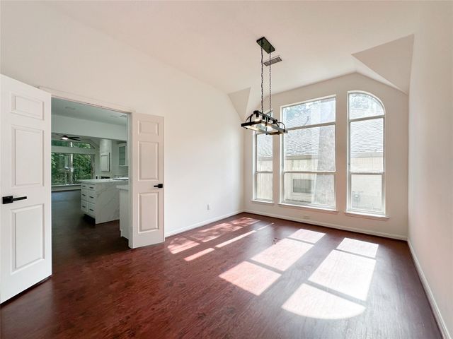 93 N Acacia Park Circle, The Woodlands, TX 77382