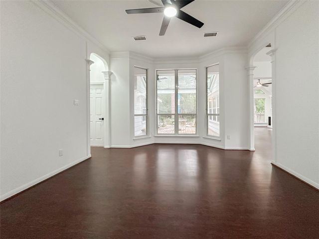 93 N Acacia Park Circle, The Woodlands, TX 77382