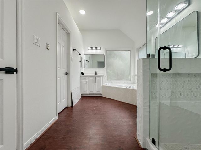 93 N Acacia Park Circle, The Woodlands, TX 77382