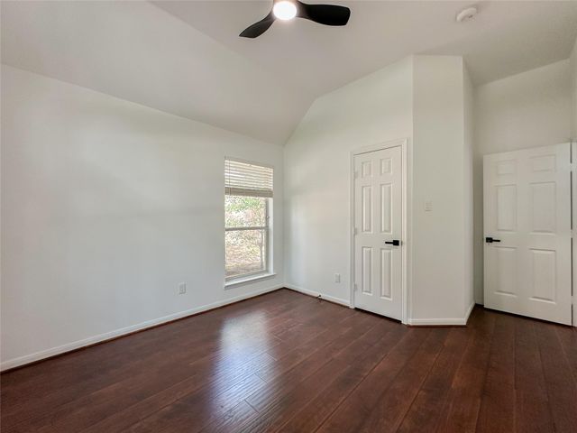 93 N Acacia Park Circle, The Woodlands, TX 77382