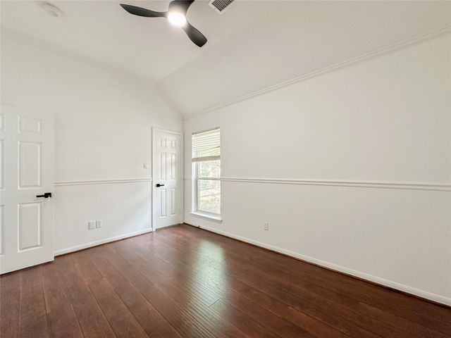 93 N Acacia Park Circle, The Woodlands, TX 77382