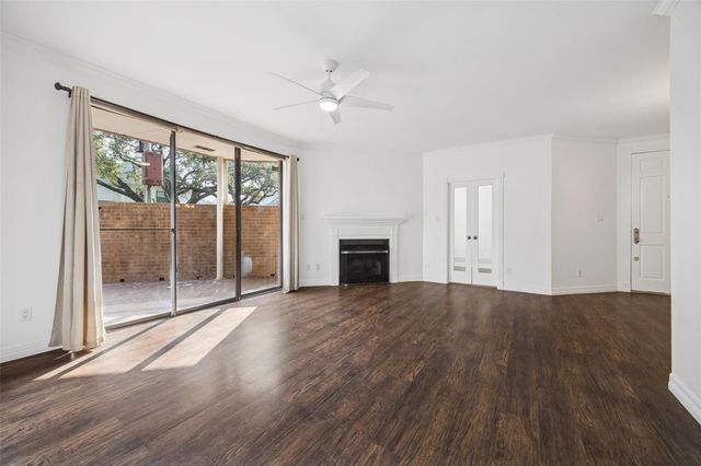 5200 Weslayan Street 101, Houston, TX 77005