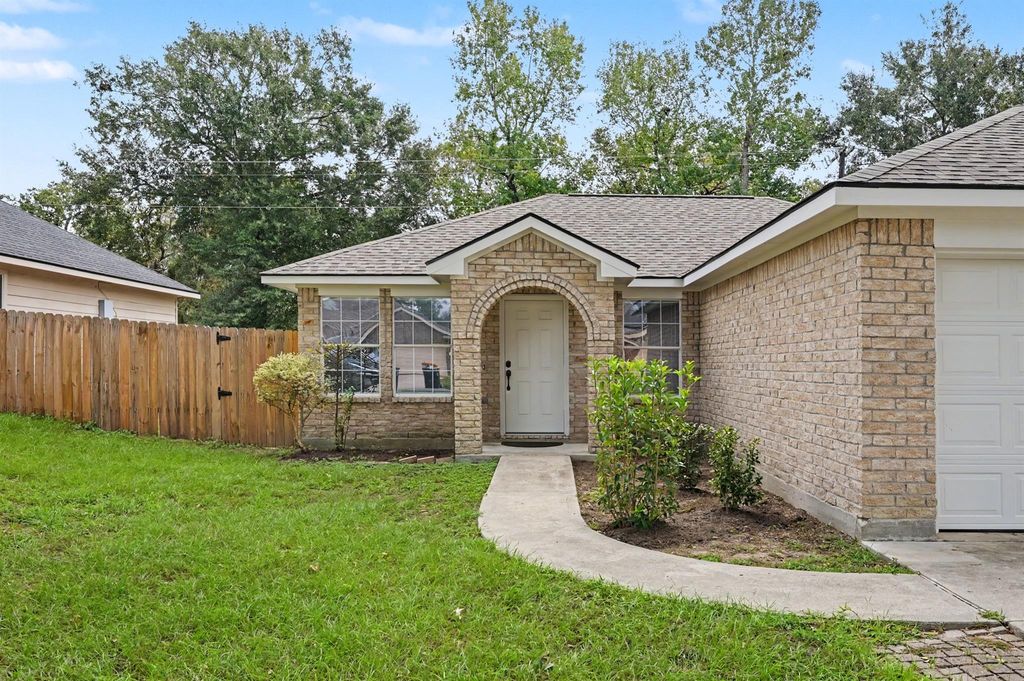 5540 N Buffalo Cir, Willis, TX 77378