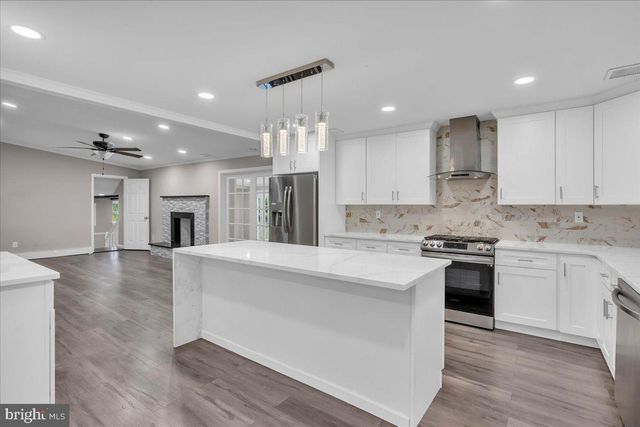 2480 MONMOUTH RD, Jobstown, NJ 08041