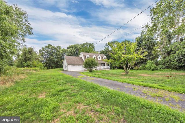 2480 MONMOUTH RD, Jobstown, NJ 08041
