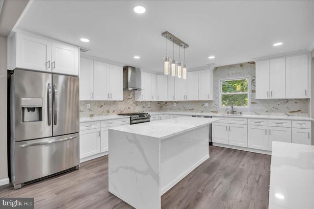 2480 MONMOUTH RD, Jobstown, NJ 08041