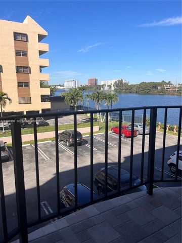 5201 NW 7th Street 314, Miami, FL 33126