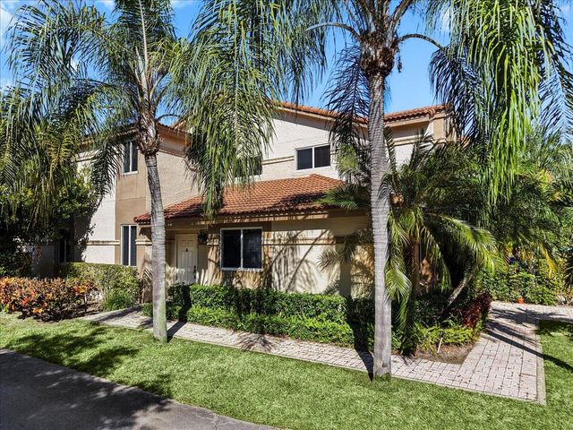 6700 Via Regina, Boca Raton, FL 33433