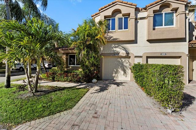 6700 Via Regina, Boca Raton, FL 33433