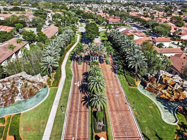 6700 Via Regina, Boca Raton, FL 33433