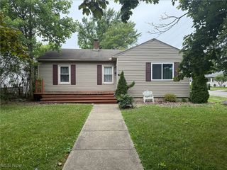 907 Ohio Avenue, Ashtabula, OH 44004