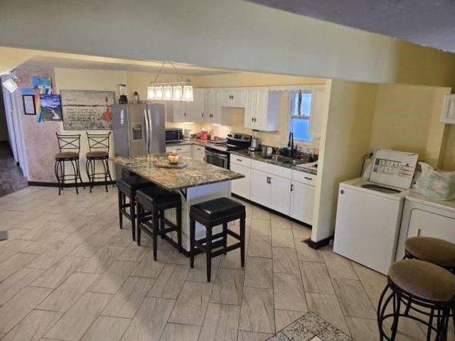 2249 Blue Ridge Boulevard, Kansas City, MO 64052