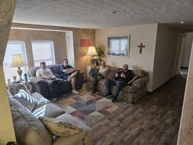 2249 Blue Ridge Boulevard, Kansas City, MO 64052