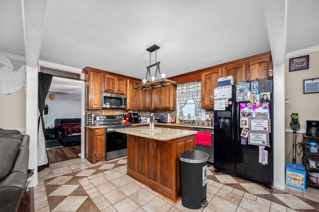 822 River Ranch Rd, Shelbyville, TN 37160