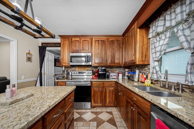 822 River Ranch Rd, Shelbyville, TN 37160