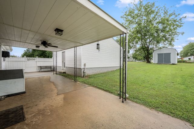 822 River Ranch Rd, Shelbyville, TN 37160