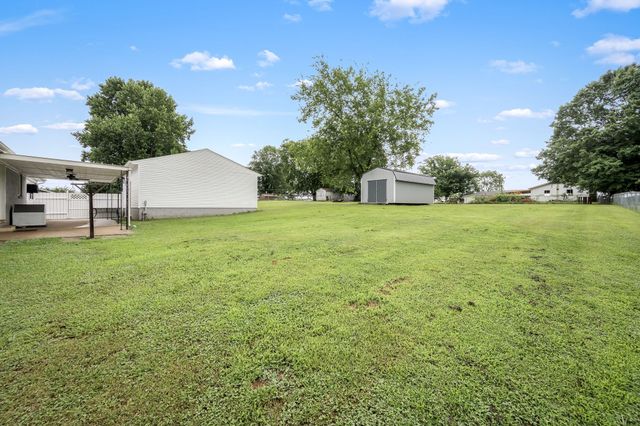 822 River Ranch Rd, Shelbyville, TN 37160