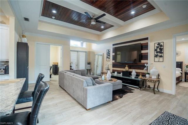 4525 29th AVE SW, Naples, FL 34116