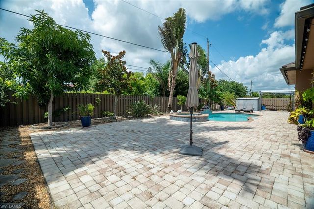 4525 29th AVE SW, Naples, FL 34116
