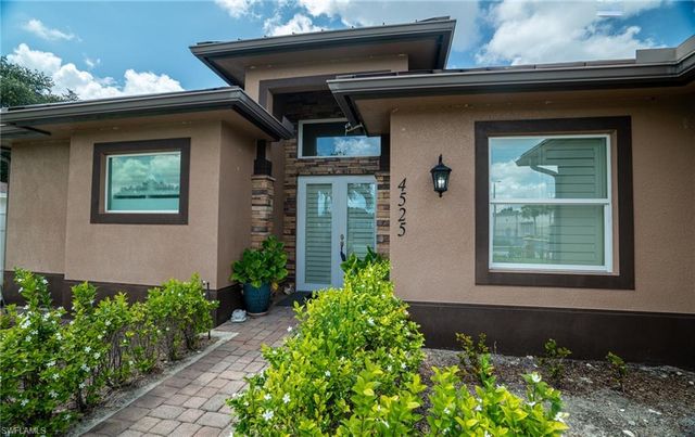 4525 29th AVE SW, Naples, FL 34116
