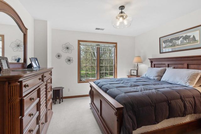 N7365 Nine Indian TRAIL, Elkhorn, WI 53121