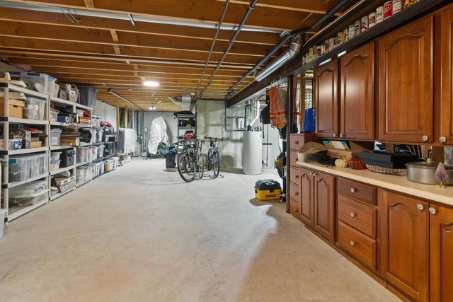 N7365 Nine Indian TRAIL, Elkhorn, WI 53121