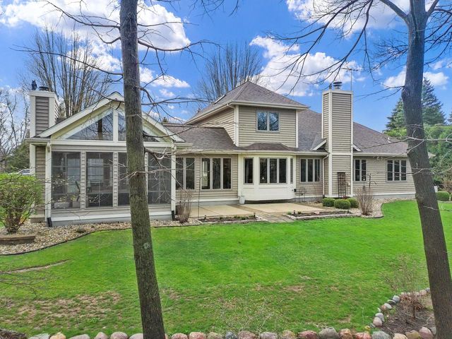 N7365 Nine Indian TRAIL, Elkhorn, WI 53121