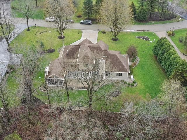 N7365 Nine Indian TRAIL, Elkhorn, WI 53121