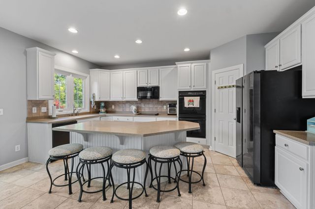 508 Five Oaks Blvd, Lebanon, TN 37087